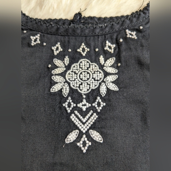 Carter's Baby blouse girl long-sleeved black with white embroidery 6 m - Picture 2 of 5